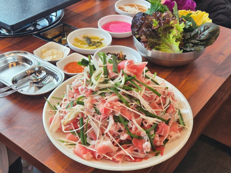  용인 고기동 맛집 오리고기와 다양한 쌈채소 타짜오리하우스 고기리점