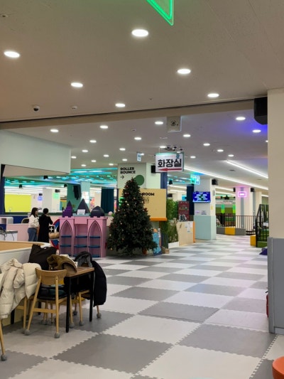 Rorabaunseu Cheonho Store Restroom — photo 3