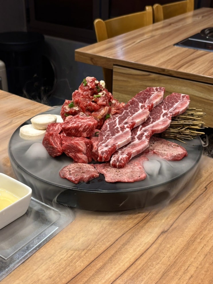  선릉역 소고기 맛집 우노 • 회식 모임하기 좋은 콜키지 프리 우설 꽃살 맛집