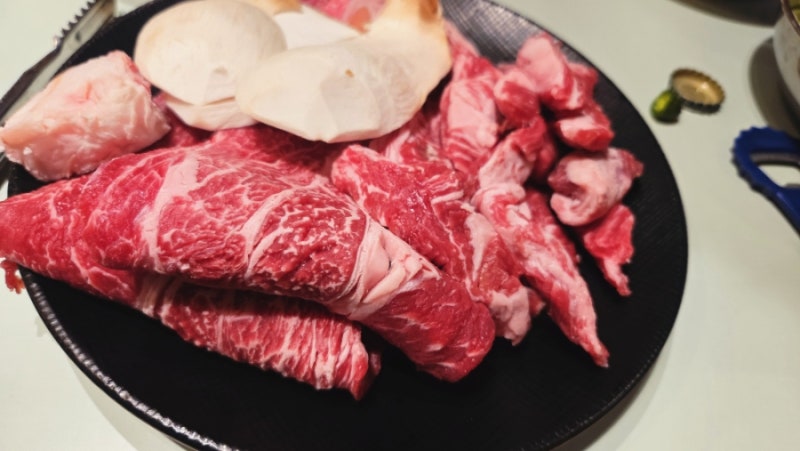 [창원 봉곡동]개그맨 이상준씨의 소고기 9,800원 가성비 맛집, 꾸석지돌판한우 창원봉곡점