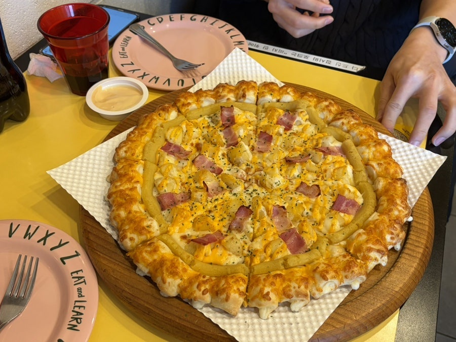 피자스쿨 봉화산역점 사진 6
