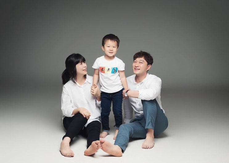  둘째 만삭 기념 사진촬영｜세 식구의 준비 연습, 그리고 곧 네 식구