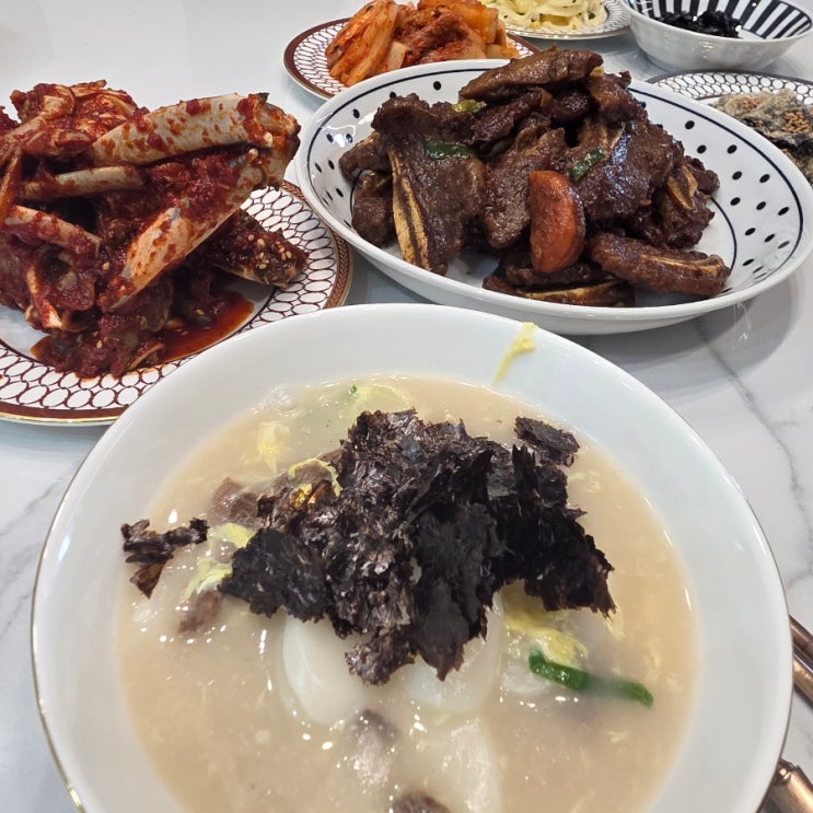  실패 없는 사골 떡국 끓이는 법, 요리 똥손도 성공하는초간단 떡국 레시피