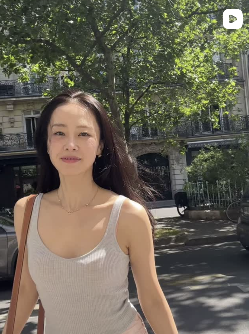 미혼인 줄 알았는데…? 44세 홍수현, 피부과 의사와 결혼 후에도 20대 몸매 유지한 운동 루틴 ....