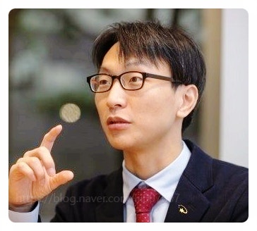 저속노화 정희원 교수 사건 카톡반전 디스패치 연구원 A씨 성착취인가 가스라이팅인가?