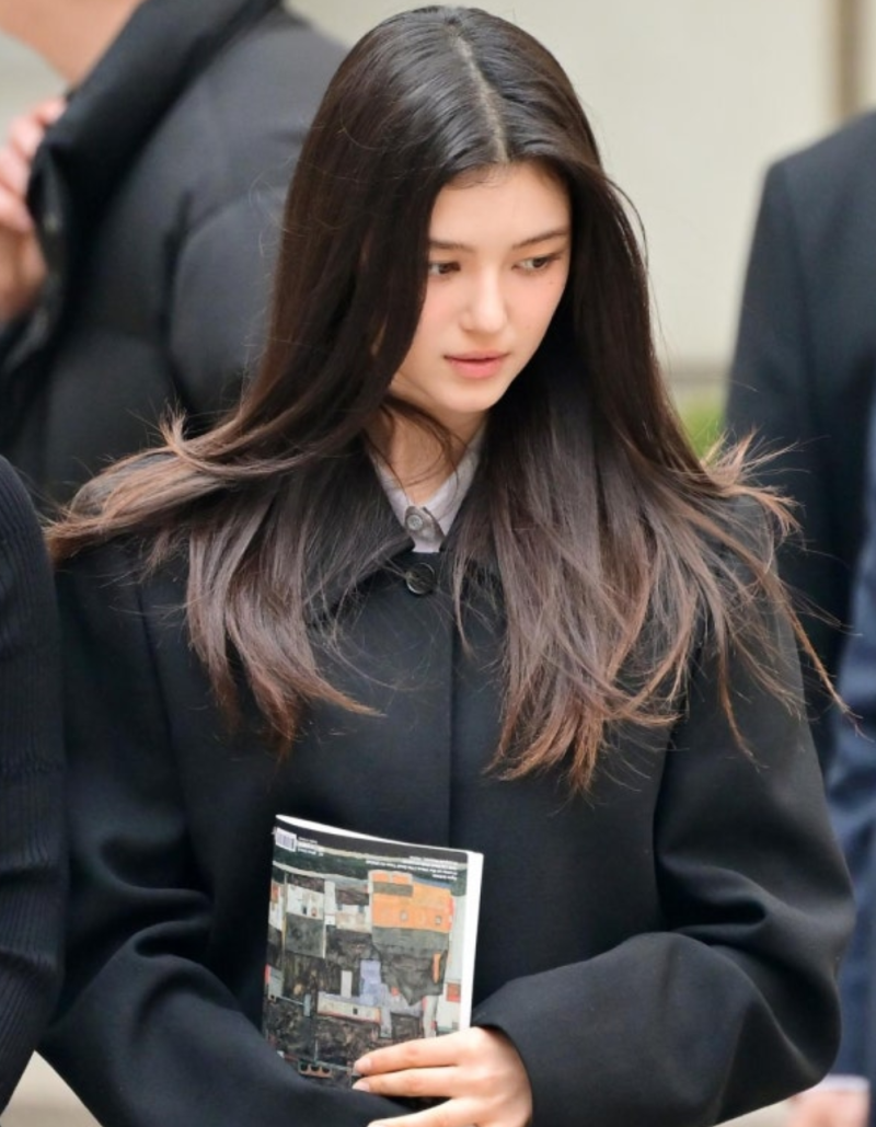 NewJeans Danielle退團與志工爭議：為何當天的畫面再次被提及
