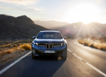  BMW 1위 수성! 드디어 열린 수입차 30만 대 시대의 주인공