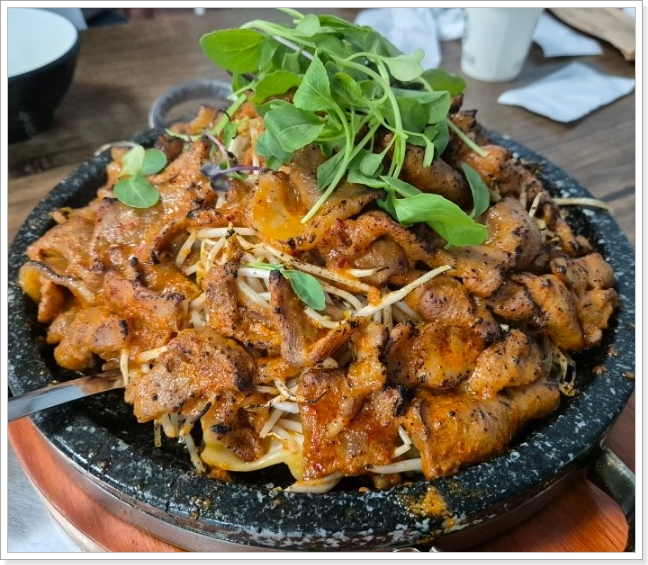  생방송투데이 여주 산더미 고추장 불고기 주문 식당 대식가 위치 예약