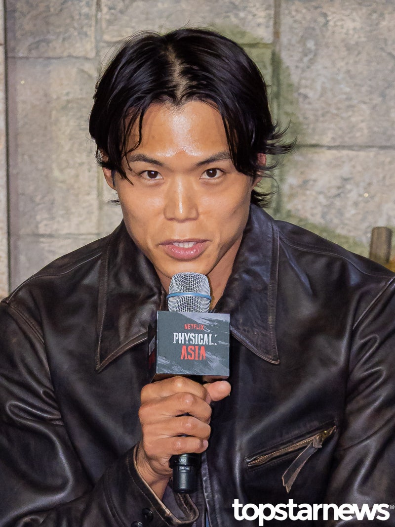 '피지컬' 아모띠, 우승 상금 받고 프러포즈…와이프 누구?