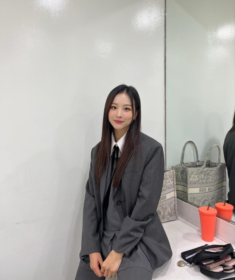 솔지 프로필 나이 키 고향 학력 근황 역주행의 아이콘에서 후학 양성의 길로