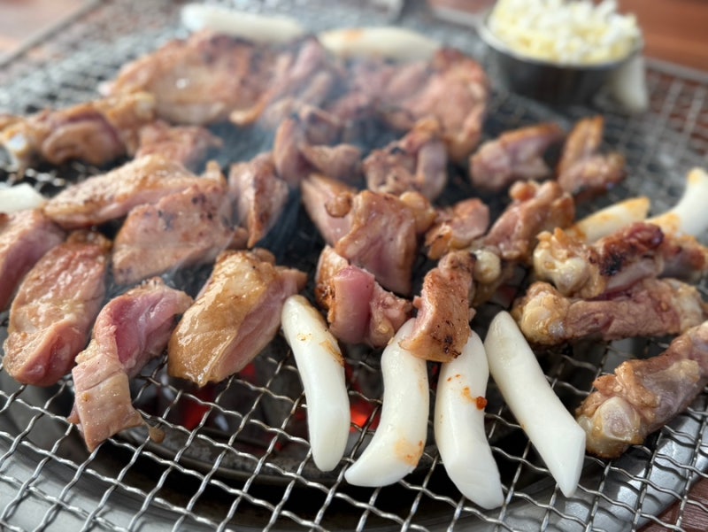 엘리시안강촌 맛집 픽업서비스까지 해주는 강촌 우미숯불닭갈비