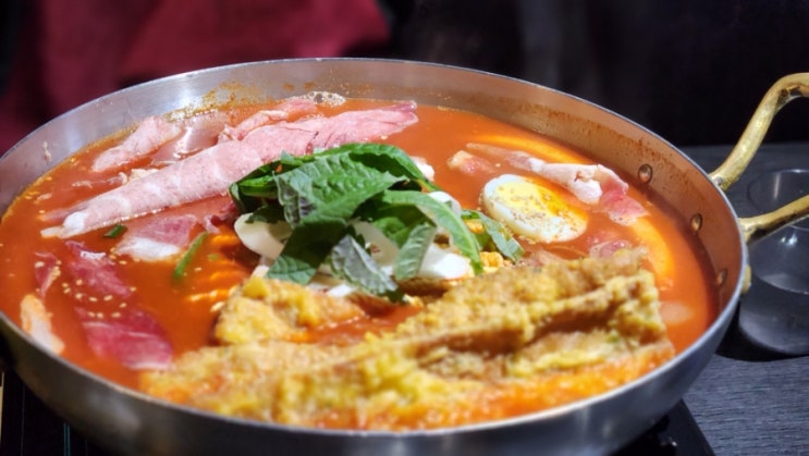  서울역 떡볶이 맛집 크레이지프라이 서울스퀘어점 내돈내산 후기