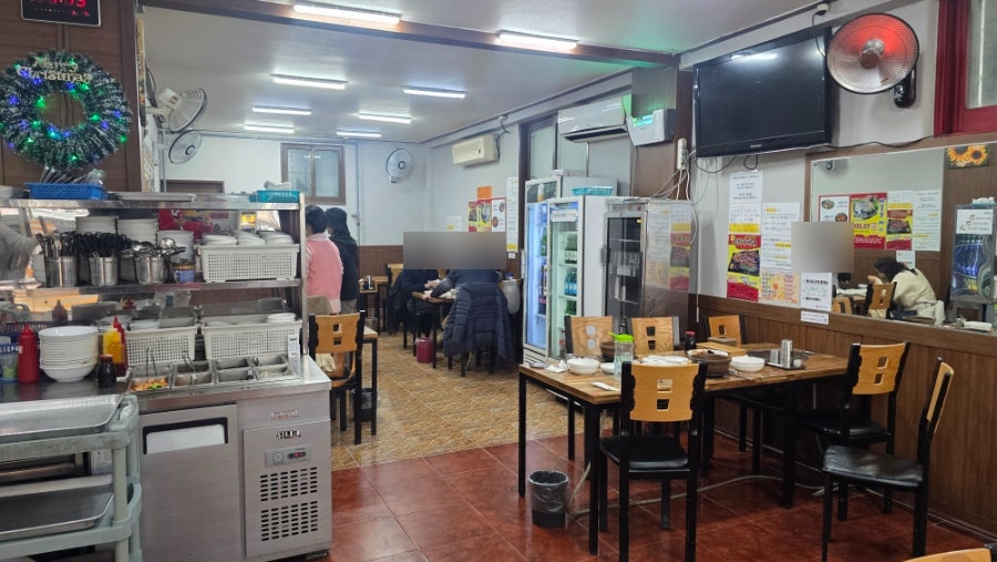 깔꾸리식당 사진 4