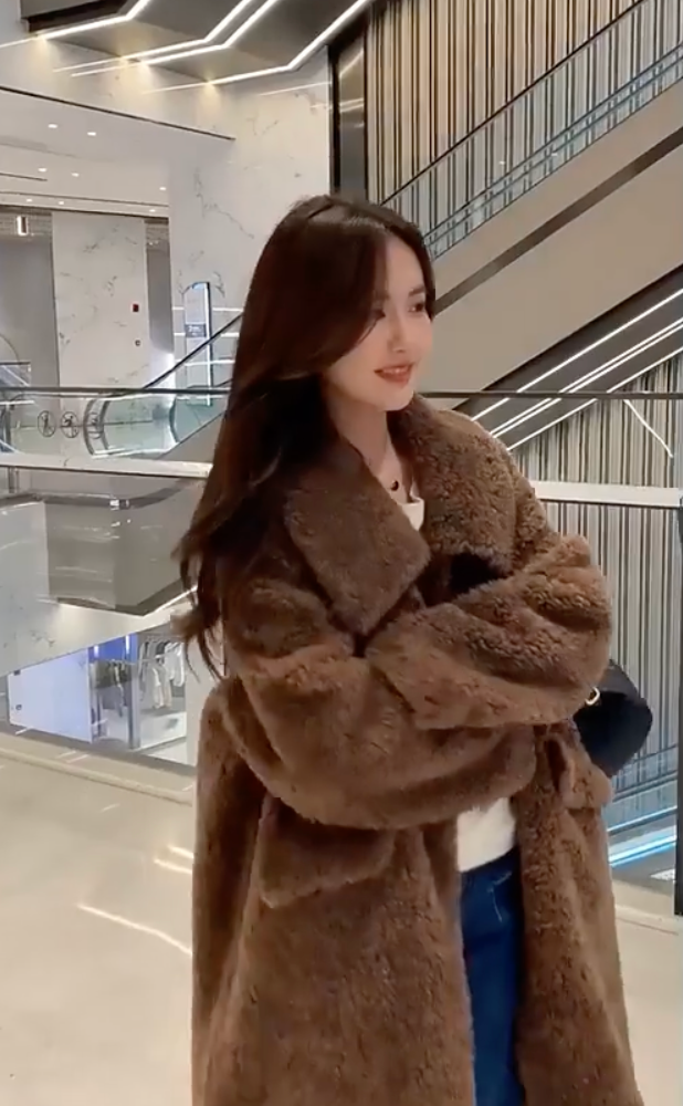  리얼양모 롱 퍼코트 데이트룩까지 커버되는 여성 겨울코트