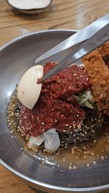  성서 계대 동문 쪽 가성비 좋은 점심 식사 장소 매콤돈가스&칡불냉면 대구성서점