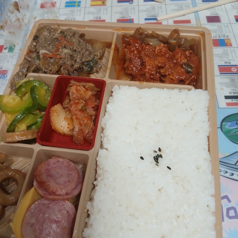 [편의점 도시락 리뷰] CU 압도적 불백제육한상, 이름값 하는 600g 역대급 무게!