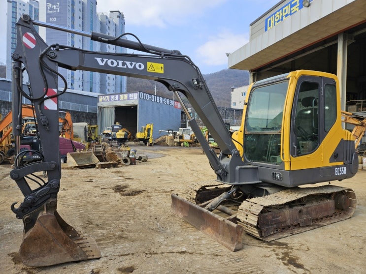  볼보 EC55 2003년식 02 중고굴삭기