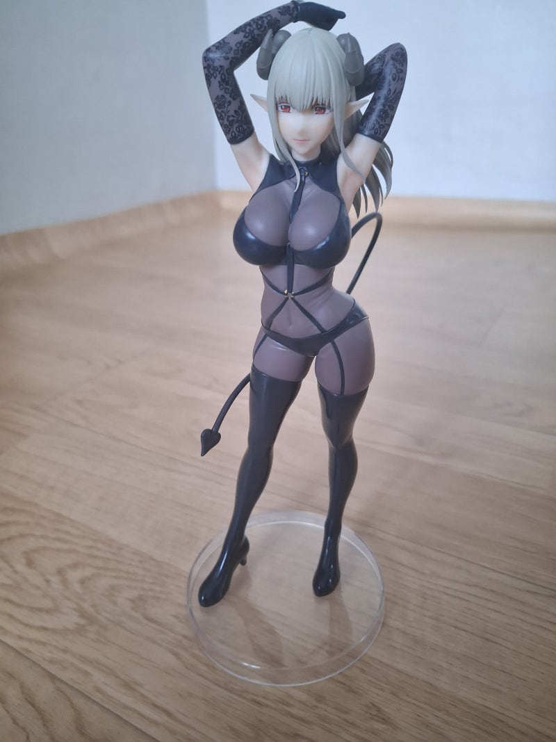 라스타로테,슈퍼 소니코 피규어