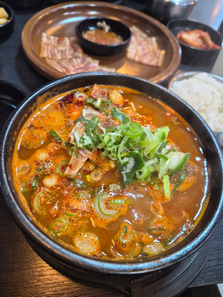  [아산 배방맛집] 24시간 해장 맛집 옛날시골집얼큰이뼈해장국 배방탕정점 후기