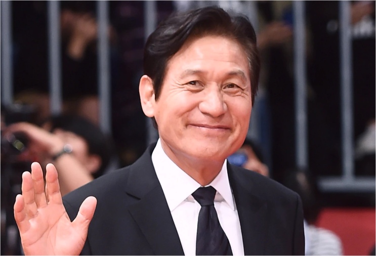  안성기 마지막 미담 공개! 국민 배우가 관리직원 전원을 초대한 사연