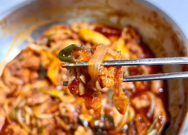 볶기만 하면 완성되는 백종원 닭갈비 레시피 캠핑요리추천