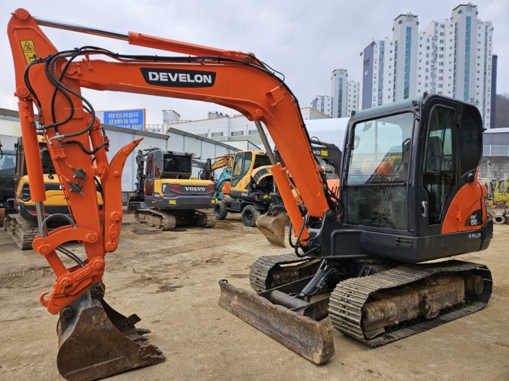  두산 DX55A 2013년식 딱따구리집게 02 중고굴삭기