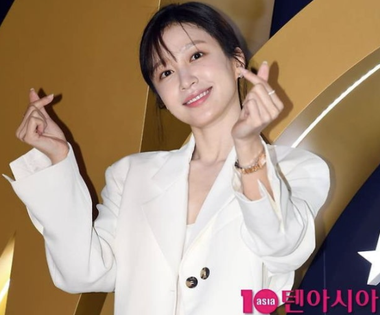 <b>하니</b>, 3년 만에 안방 <b>복귀</b>! 양재웅 논란 딛고 KBS <b>주말극</b>... 