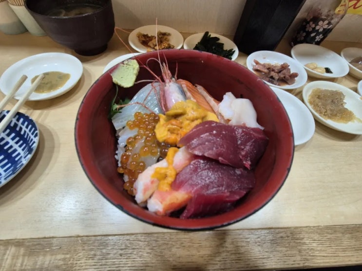  카이센동 맛집 아침시장 아지도코로 챠무(朝市の味処 茶夢)...하코다테 여행 2일차(1)