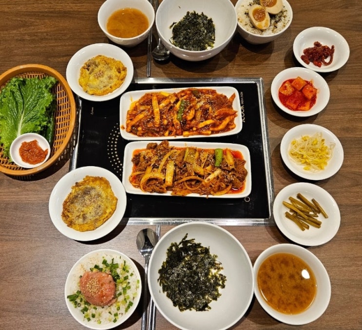  수원 맛집 정갈한 한식 한상차림 동양백반 타임빌라스 수원