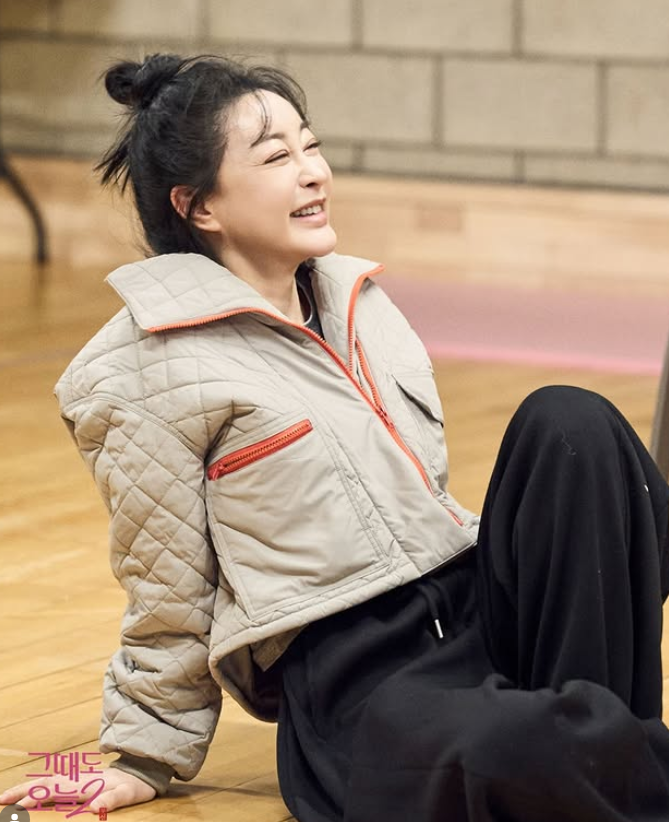  서울대 출신 기상캐스터에서 100억 사모님까지, 김혜은의 불가리 디바스드림 패션