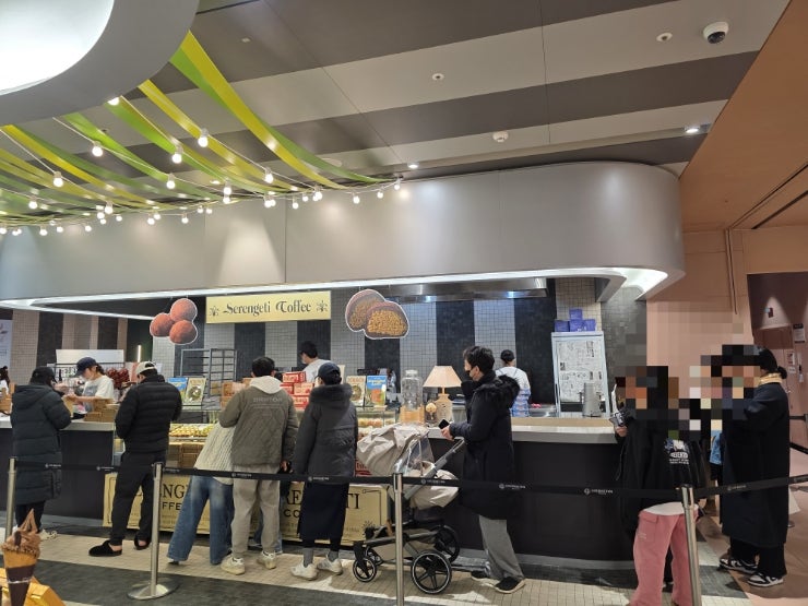  광교갤러리아백화점 미친 팝업세렝게티커피serengeticoffee 일주일 팝업!!(더커피,두총각네떡갈비,남대문잡채호떡,브레더스)