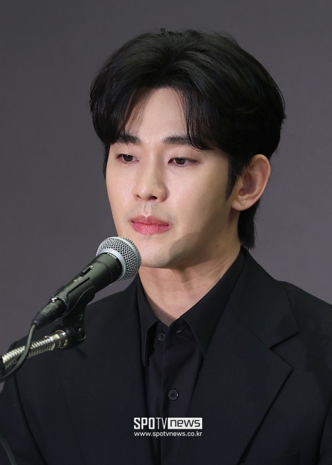 <b>김수현</b> 팬덤 법적 공방 결과 가세연 상대 명예훼손 <b>무혐의</b>