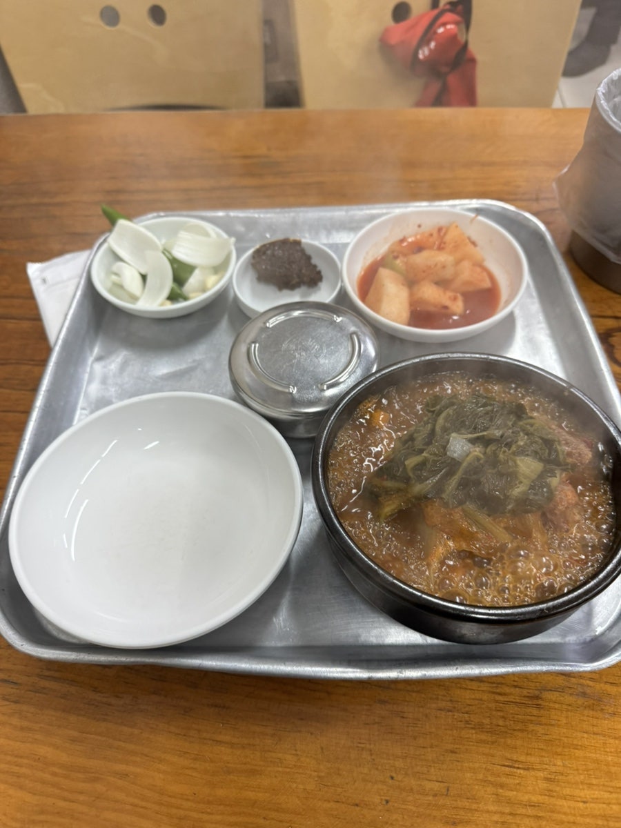 25시뼈다귀해장탕 사진 6