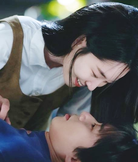 시청률 3%로 끝난 K드라마, 왜 해외에선 한 달 내내 OTT 1위였을까