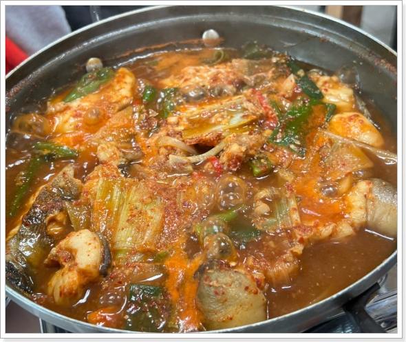  동네한바퀴 울진 장치조림 벌레문치 죽변항 장금이 식당 위치