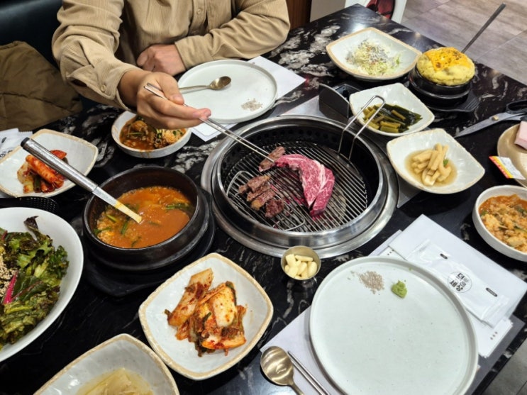  강남역 소고기 정육식당 고기집 한우 퀄리티 굿 상차림비 없음