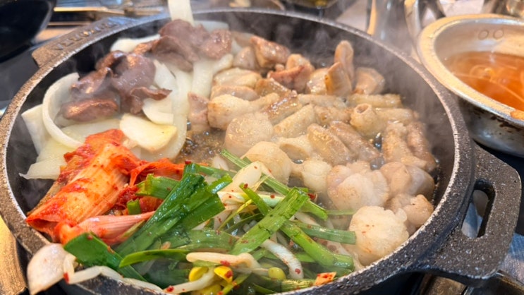  장한평 맛집의 정석, 장안동 토박이가 추천하는 [대한곱창 장안점]