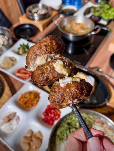  충북 단양맛집 백향담, 숯불 향 가득한 마늘석갈비 추천