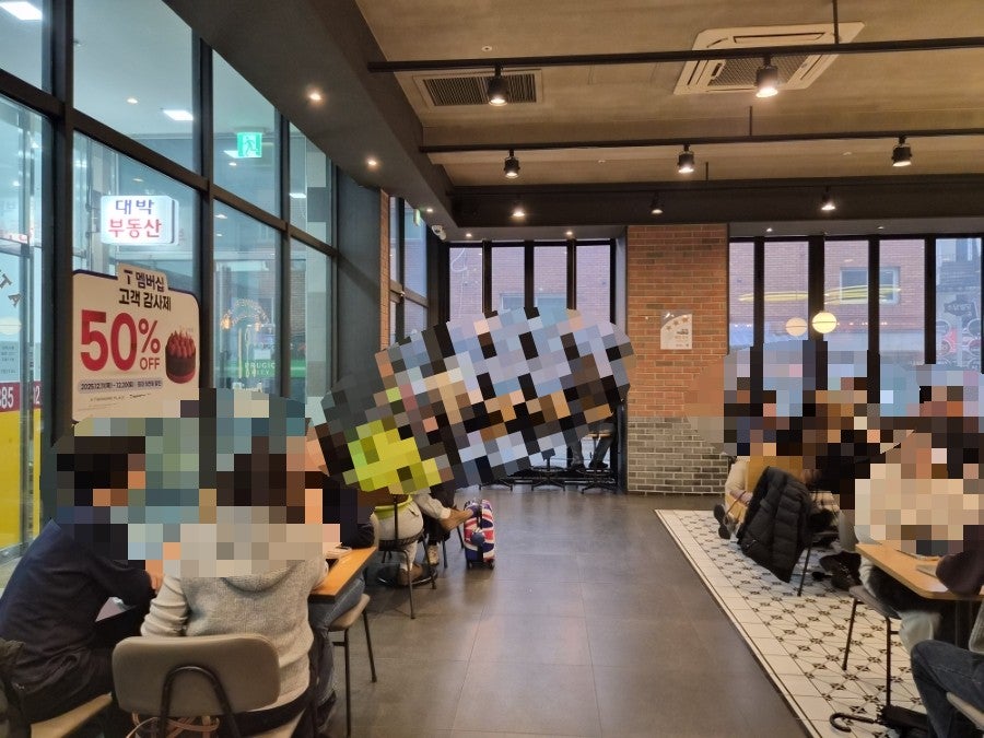 투썸플레이스 마포공덕점 사진 4