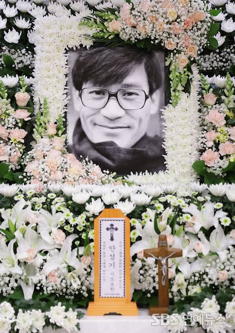  이 세상에서 참으로 바꿀 수 없이 필요한 것은 착한 사람이라는 걸 잊지 말아라 | 고 안성기 배우