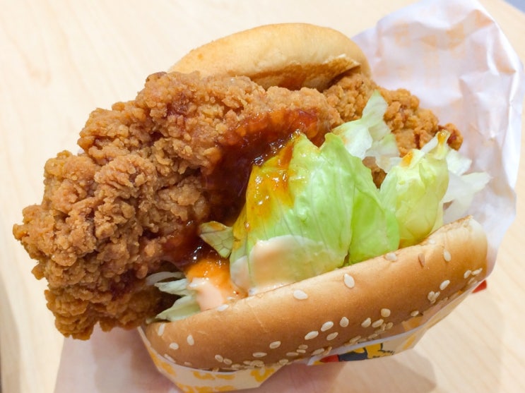  롯데리아 침착맨 통다리 크리스피치킨버거 파이어핫 내돈내산 후기