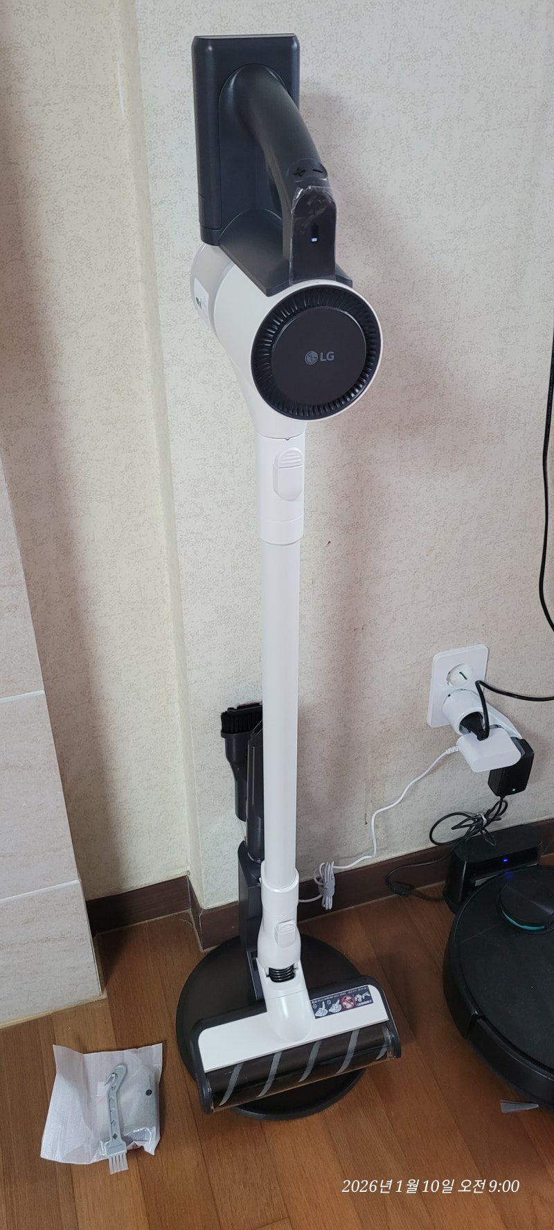 핸디형 무선 스틱 청소기 코드제로 A5 AS520WA