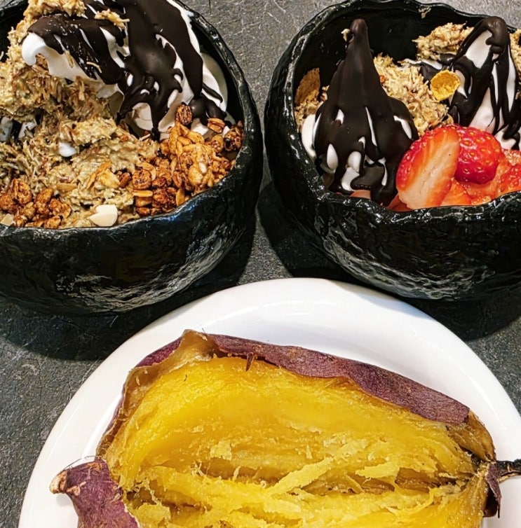  [수안동]요즘 없어서 못먹는다는 두바이 디저트를 요거트아이스크림으로 맛볼 수 있는 온천천카페 '제로팩토리 동래점'