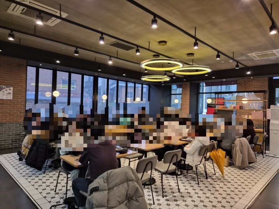 투썸플레이스 마포공덕점 사진 2