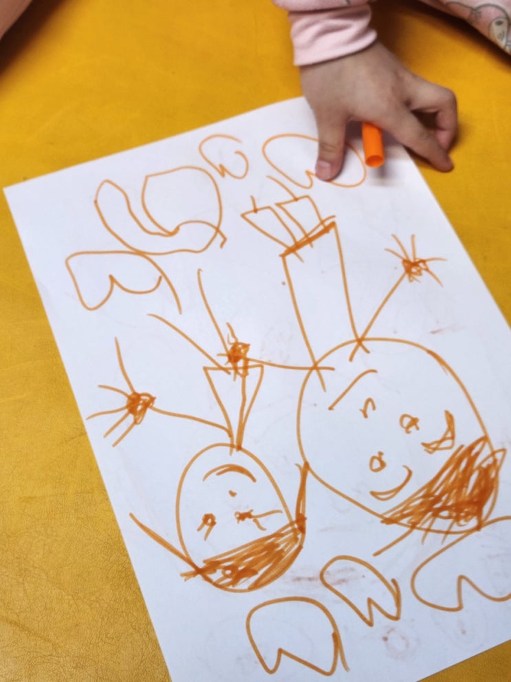  천안 점핑고 키즈카페에서 친구 사귀고 그린 친구 그림