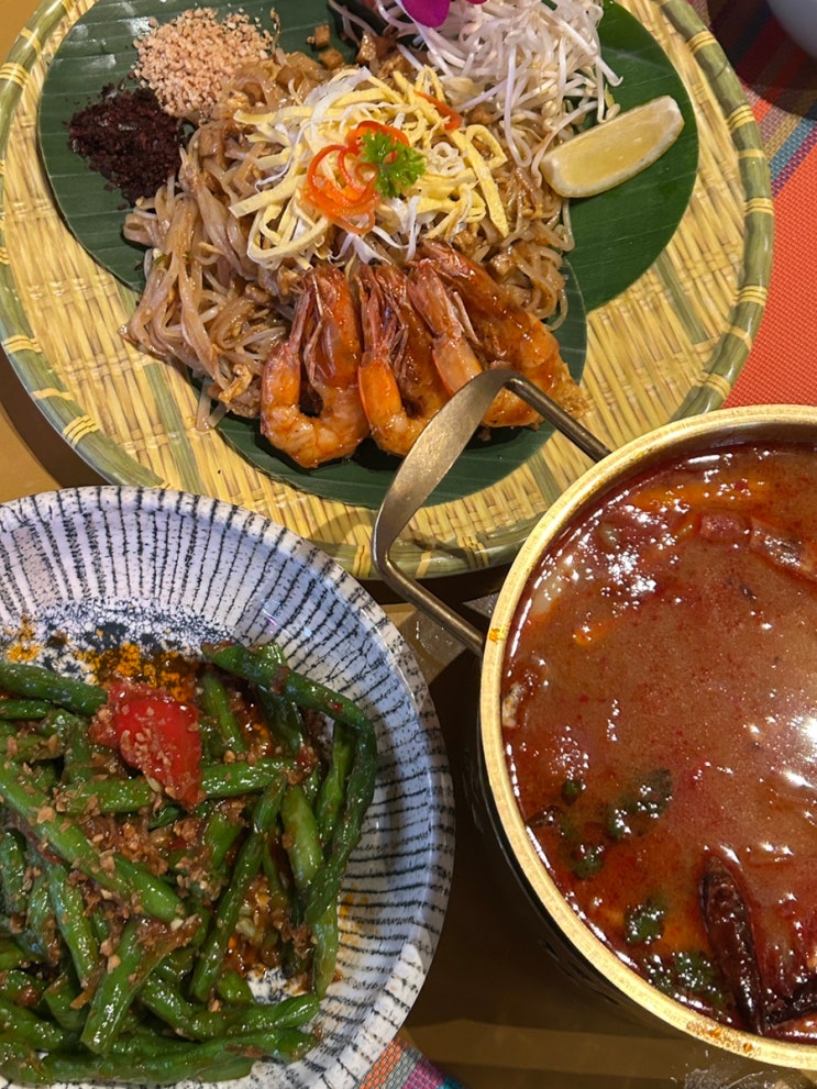  내돈내산 보홀맛집 헤난리조트 근처 Mr. & Mrs. Thai 미스터미세스타이 후기