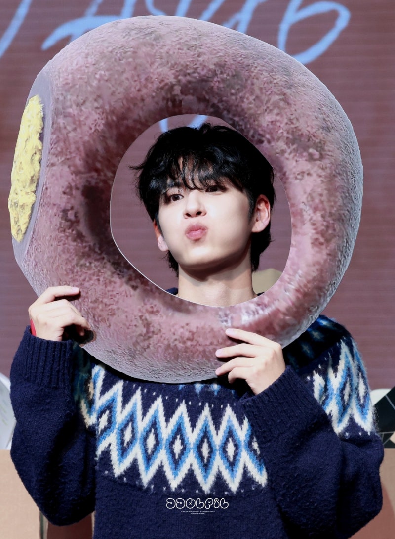260110 데이식스 원필 버블