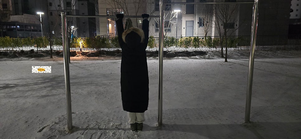 훌랄라참숯치킨 내포신도시점 사진 1