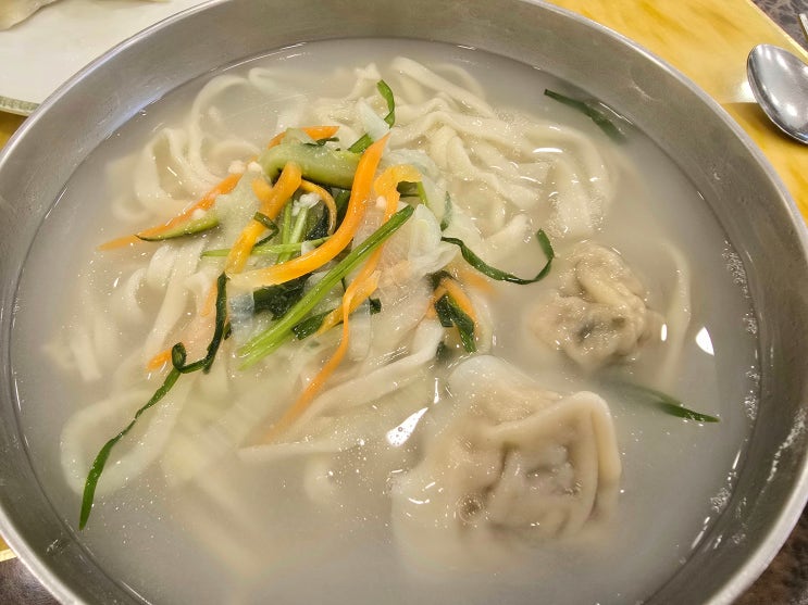  제주종합경기장근처 제주도민 현지인 맛집 혼밥가능 한라명동칼국수