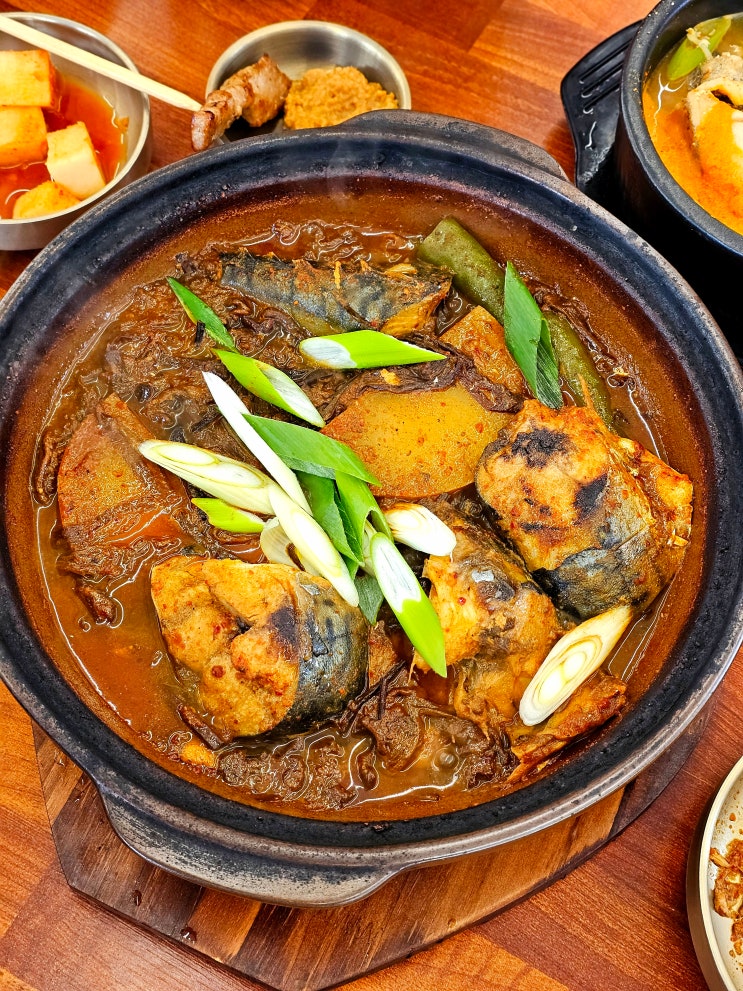  제주향토음식 전문점 장구왓 고사리육개장 몸국 동태찌개 고등어조림 맛집